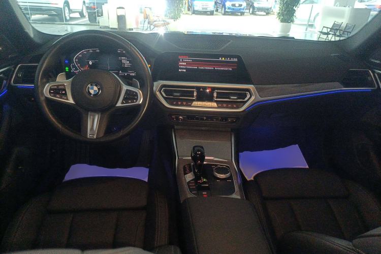 Used BMW 4 Series 2022 430i Gran Coupe M Sport Night Edition Center Console