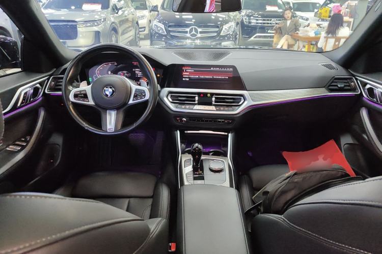 Used BMW 4 Series 2022 425i Gran Coupe M Sport Night Edition Center Console