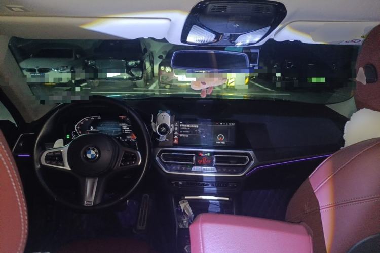 Used BMW 4 Series 2022 425i M Sport Package Center Console