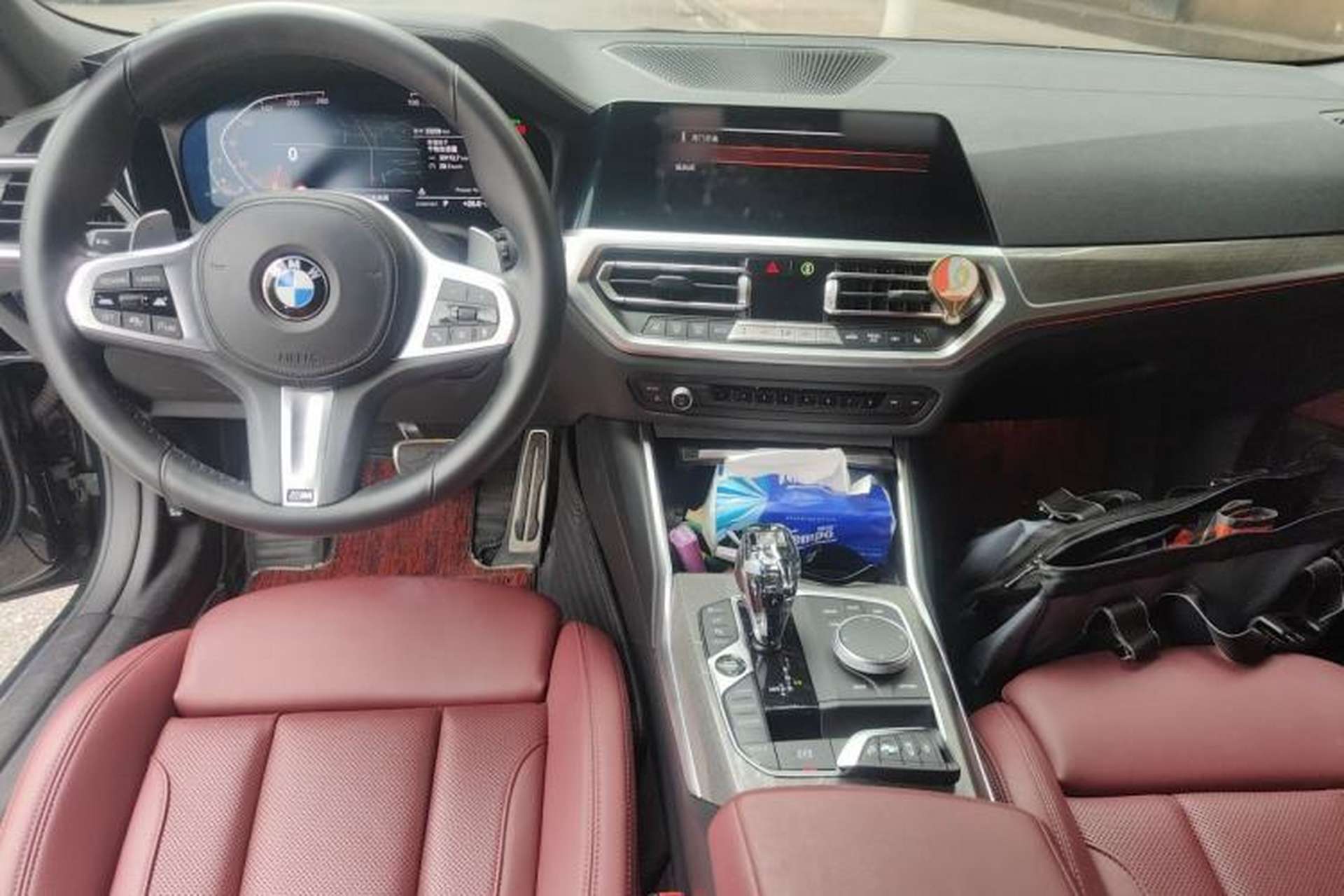 Used BMW 4 Series 2022 Second Facelift 430i Convertible M Sport Night Edition Package Center Console