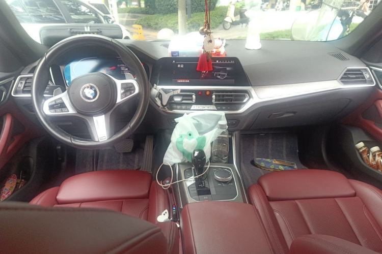 Used BMW 4 Series 2022 425i Gran Coupe M Sport Night Edition Center Console