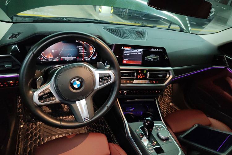 Used BMW 4 Series 2022 425i M Sport Package Center Console
