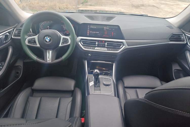 Used BMW 4 Series 2022 425i Gran Coupe M Sport Package Center Console