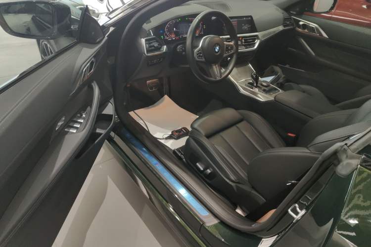 Used BMW 4 Series 2022 430i Convertible M Sport Night Edition Package Driver Seat