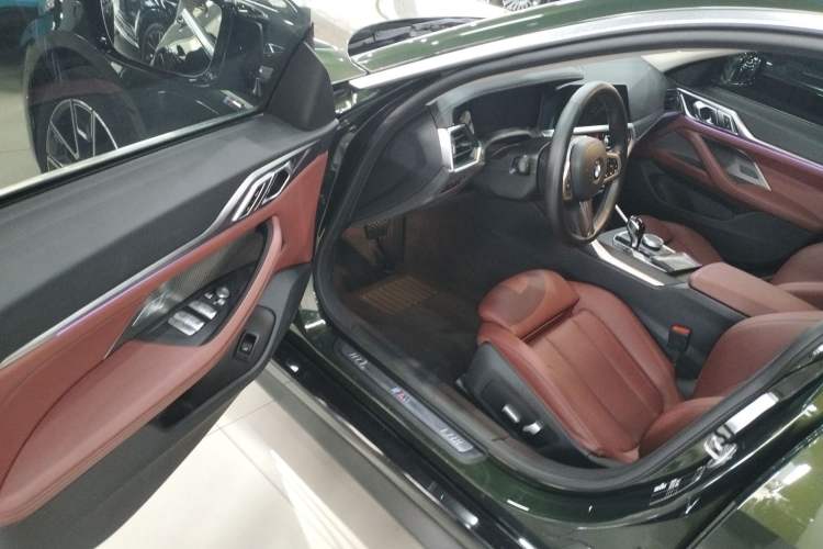 Used BMW 4 Series 2022 425i Gran Coupe M Sport Package Driver Seat