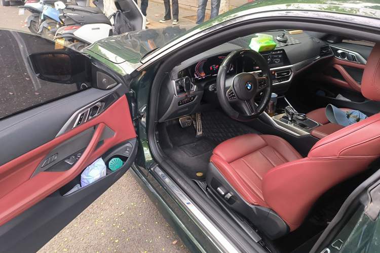Used BMW 4 Series 2022 Second Facelift 430i M Sport Night Edition Package Driver Seat