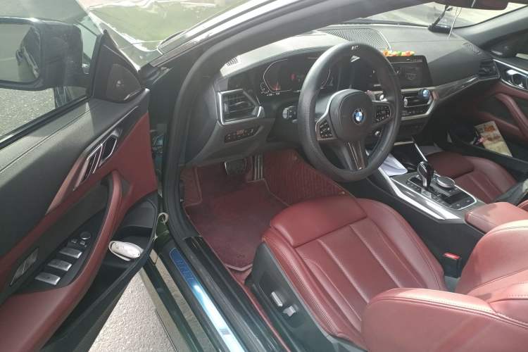 Used BMW 4 Series 2022 Second Facelift 430i Convertible M Sport Night Edition Package Driver Seat