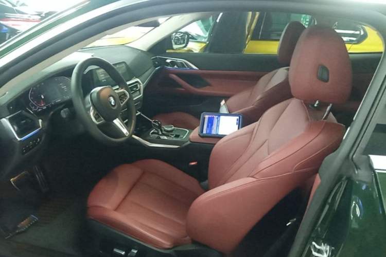 Used BMW 4 Series 2022 425i M Sport Package Driver Seat