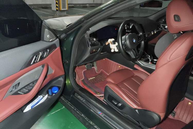 Used BMW 4 Series 2022 430i Convertible M Sport Night Edition Package Driver Seat