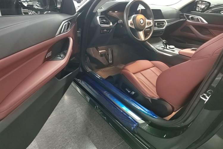 Used BMW 4 Series 2022 425i M Sport Package Driver Seat