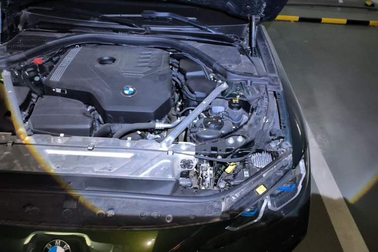 Used BMW 4 Series 2022 Second Facelift 430i M Sport Night Edition Package Engine Bay Left