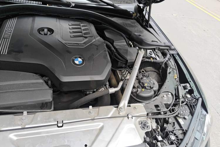Used BMW 4 Series 2022 425i Gran Coupe M Sport Package Engine Bay Left