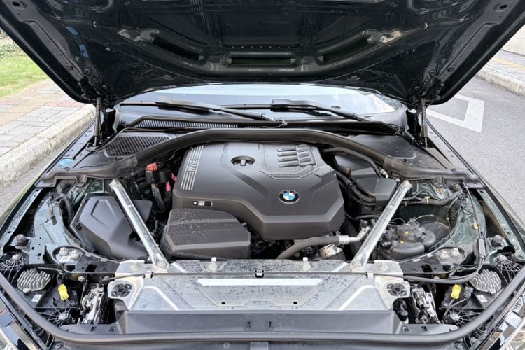 Used BMW 4 Series 2022 425i M Sport Package Engine Bay