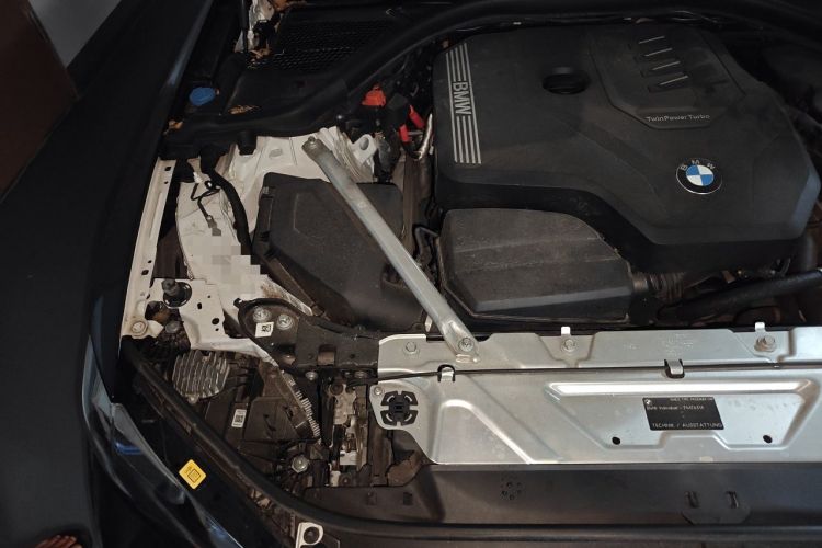 Used BMW 4 Series 2022 430i Gran Coupe M Sport Night Edition Engine Bay Right