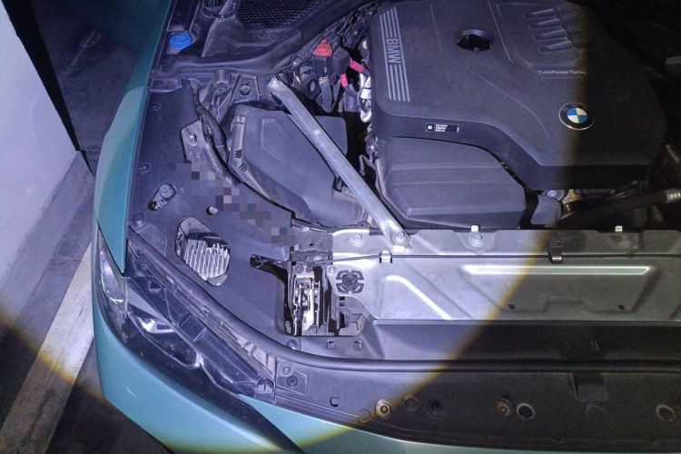 Used BMW 4 Series 2022 425i M Sport Package Engine Bay Right