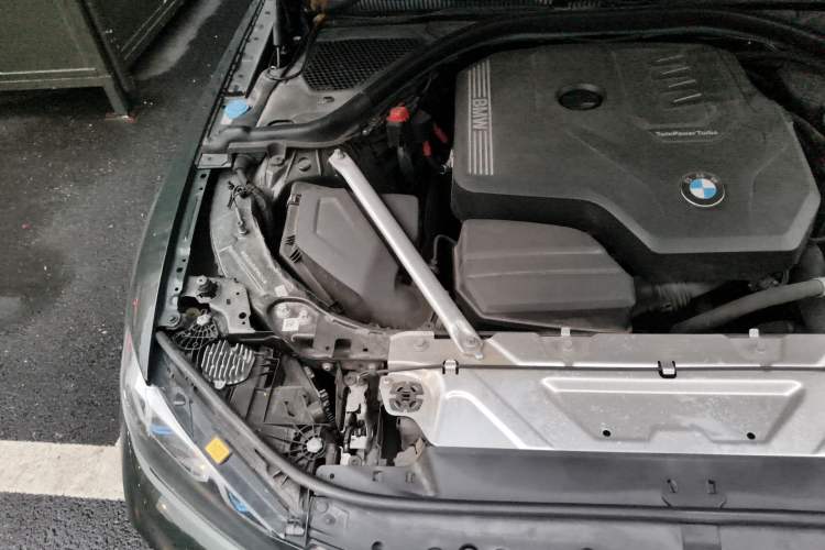Used BMW 4 Series 2022 430i Gran Coupe M Sport Night Edition Engine Bay Right