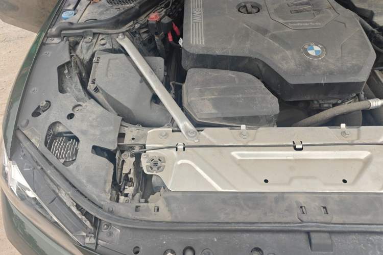 Used BMW 4 Series 2022 425i Gran Coupe M Sport Package Engine Bay Right