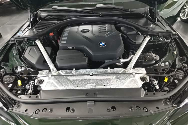 Used BMW 4 Series 2022 425i M Sport Package Engine Bay