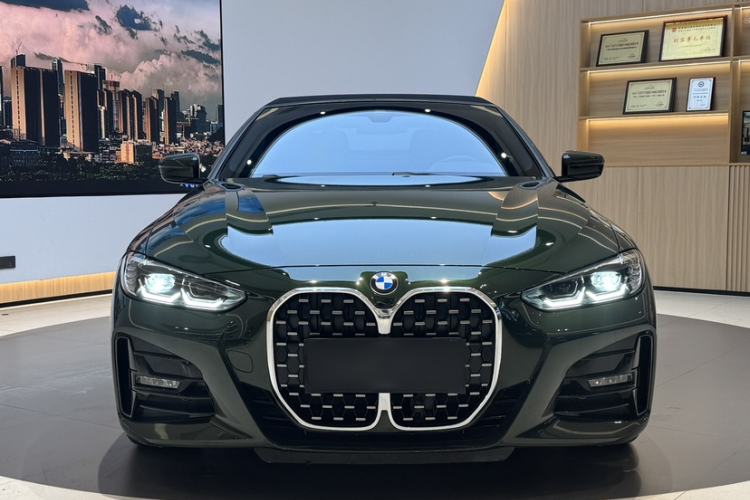 Used BMW 4 Series 2022 425i Convertible M Sport Package Exterior 2