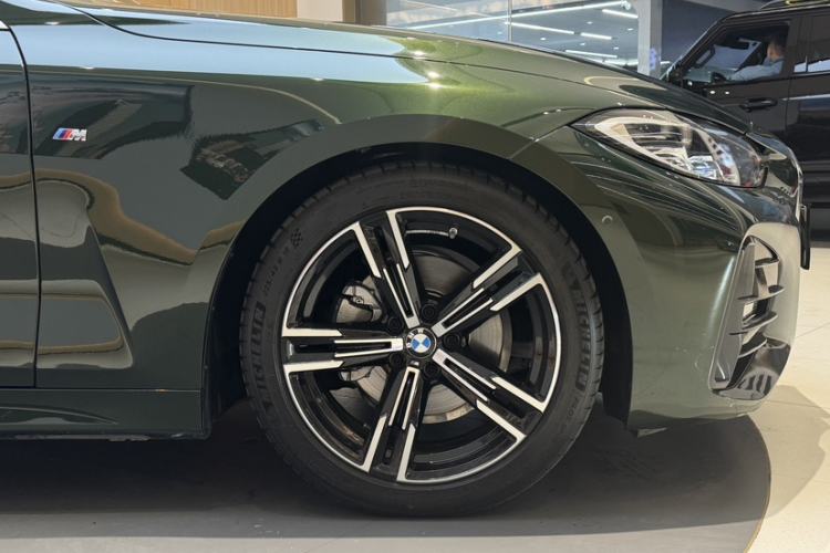 Used BMW 4 Series 2022 425i Convertible M Sport Package Exterior 7