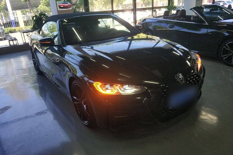Used BMW 4 Series 2022 425i Convertible M Sport Night Edition Package Front Right 45 Deg