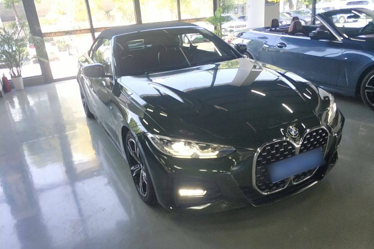 Used BMW 4 Series 2022 425i Convertible M Sport Package Front Right 45 Deg