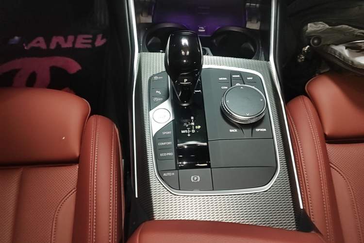 Used BMW 4 Series 2022 425i Gran Coupe M Sport Night Edition Gear Lever