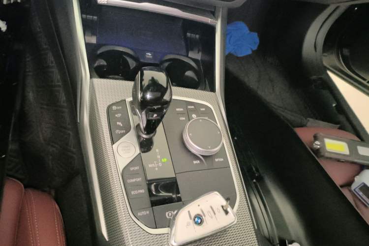 Used BMW 4 Series 2022 Revised 425i M Sport Night Edition Package Gear Lever