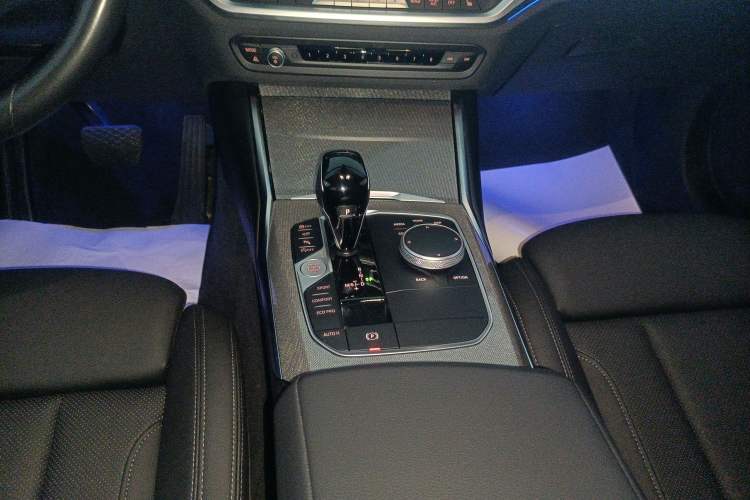 Used BMW 4 Series 2022 430i Gran Coupe M Sport Night Edition Gear Lever