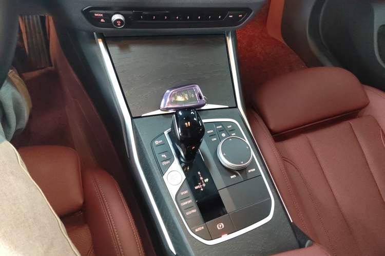 Used BMW 4 Series 2022 425i Gran Coupe M Sport Package Gear Lever