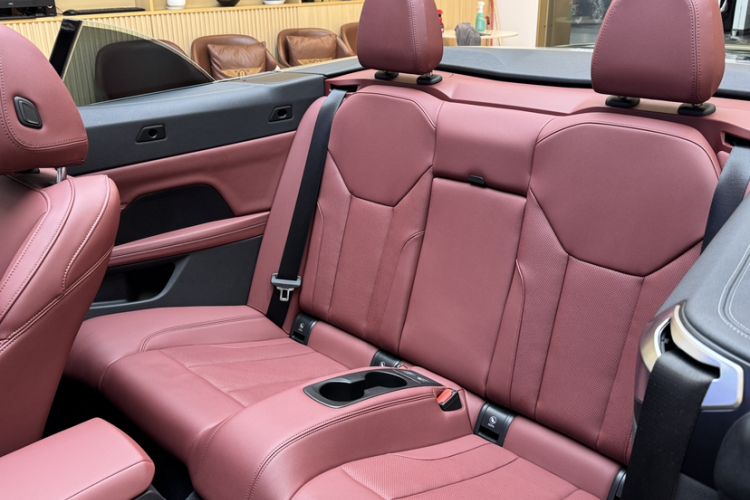 Used BMW 4 Series 2022 425i Convertible M Sport Package Headliner