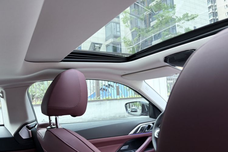 Used BMW 4 Series 2022 425i M Sport Package Headliner