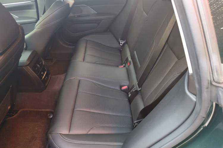 Used BMW 4 Series 2022 425i Gran Coupe M Sport Package Interior 4