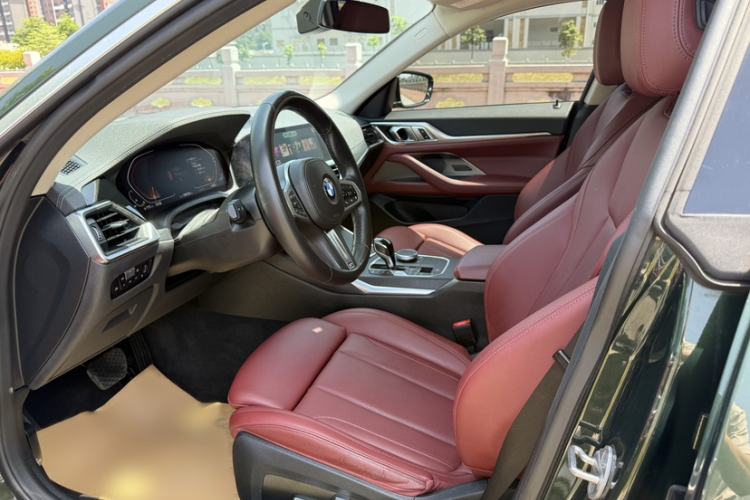Used BMW 4 Series 2022 425i Gran Coupe M Sport Package Interior 4
