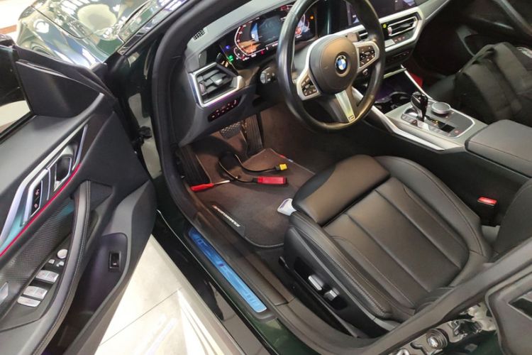 Used BMW 4 Series 2022 425i Gran Coupe M Sport Night Edition Interior 5
