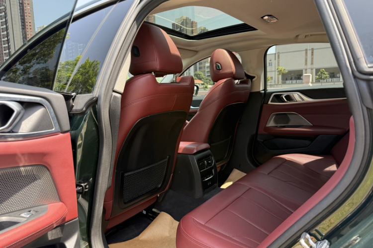 Used BMW 4 Series 2022 425i Gran Coupe M Sport Package Interior 5