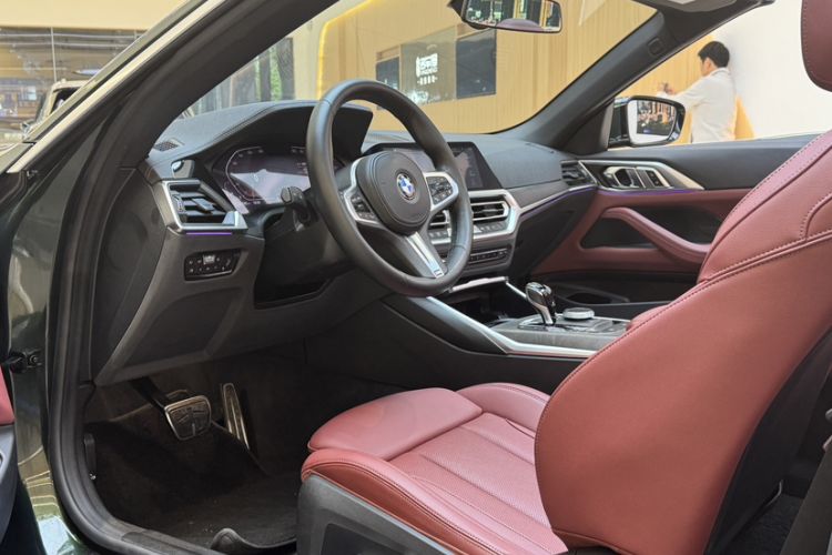 Used BMW 4 Series 2022 425i Convertible M Sport Package Interior 8