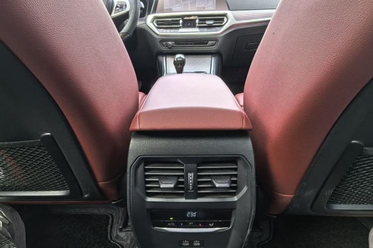 Used BMW 4 Series 2022 425i Gran Coupe M Sport Night Edition Interior 9