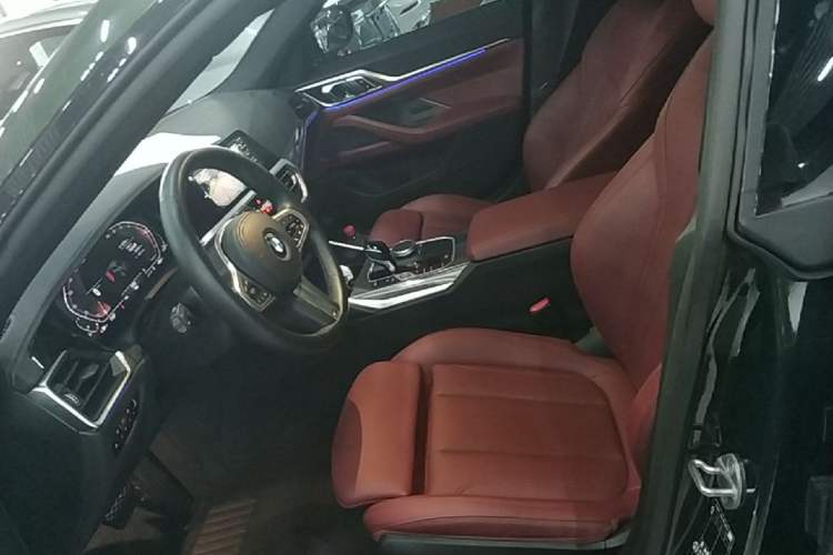 Used BMW 4 Series 2022 425i Gran Coupe M Sport Night Edition Left Front Seat