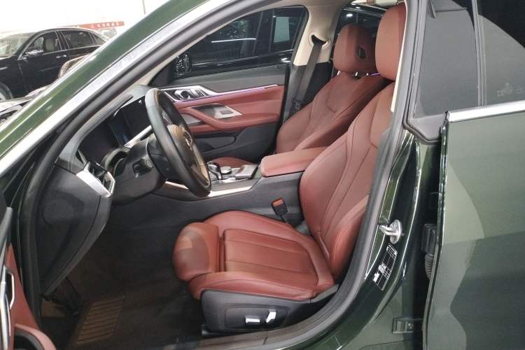 Used BMW 4 Series 2022 425i Gran Coupe M Sport Package Left Front Seat