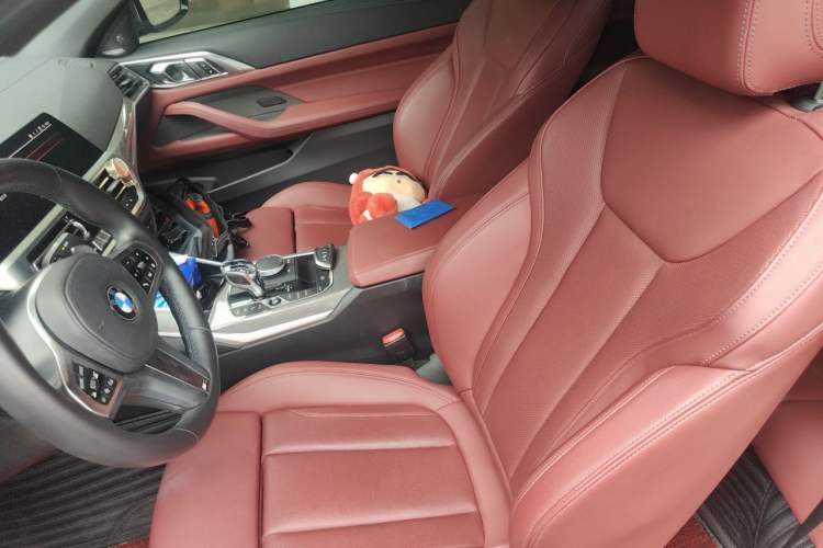 Used BMW 4 Series 2022 Second Facelift 430i Convertible M Sport Night Edition Package Left Front Seat