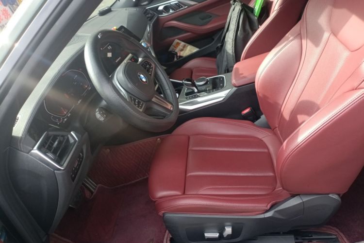 Used BMW 4 Series 2022 Second Facelift 430i Convertible M Sport Night Edition Package Left Front Seat