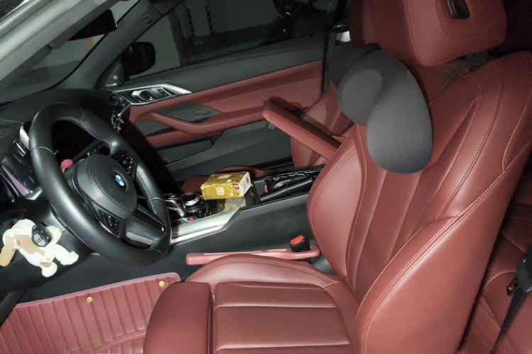 Used BMW 4 Series 2022 430i Convertible M Sport Night Edition Package Left Front Seat