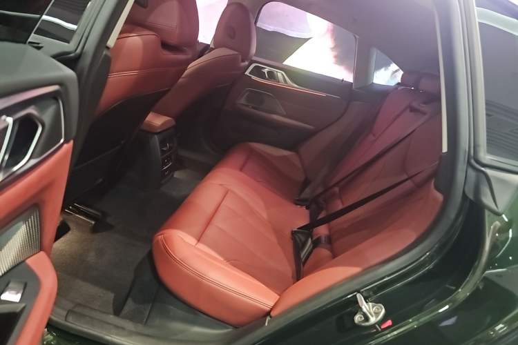 Used BMW 4 Series 2022 425i Gran Coupe M Sport Package Left Rear Seat