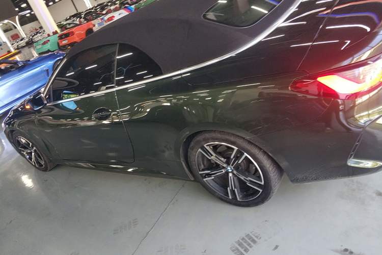 Used BMW 4 Series 2022 425i Convertible M Sport Package Left Side