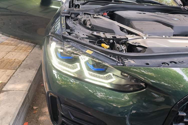 Used BMW 4 Series 2022 Second Facelift 430i M Sport Night Edition Package Right Front Headlight