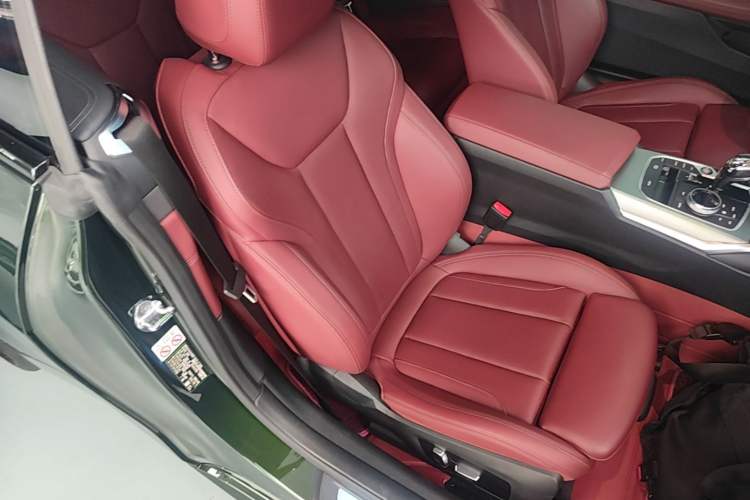 Used BMW 4 Series 2022 Second Facelift 430i Convertible M Sport Night Edition Package Right Front Seat