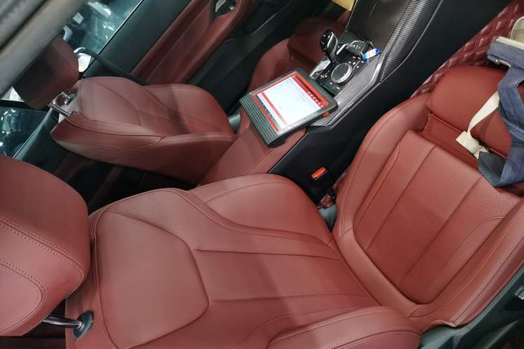 Used BMW 4 Series 2022 425i Convertible M Sport Package Right Front Seat