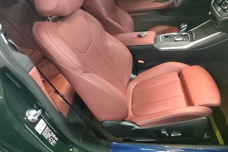 Used BMW 4 Series 2022 425i M Sport Package Right Front Seat