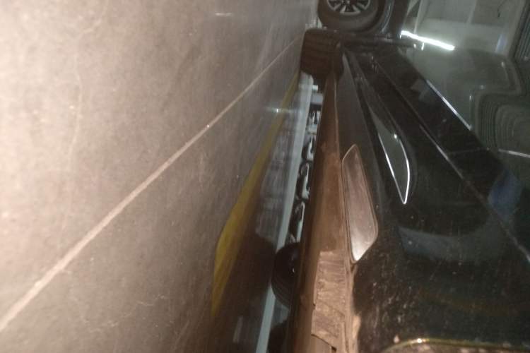 Used BMW 4 Series 2022 425i M Sport Package Right Side Sill